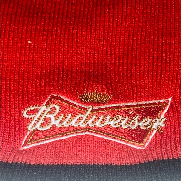 “The King Of Beers” Budweiser stocking Hat. Bin 2 - Picture 2 of 3